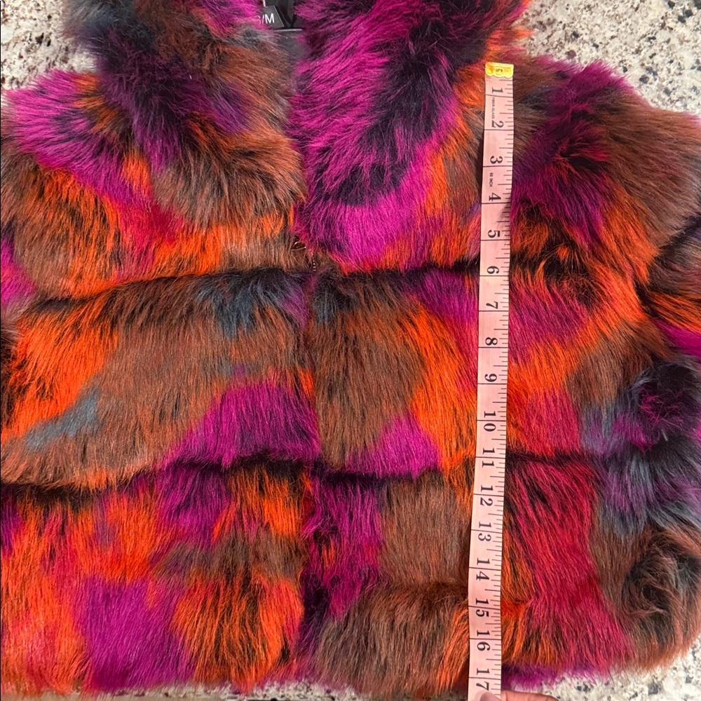 AKIRA Vibrant Faux Fur Hooded Jacket - Picture 10 of 11